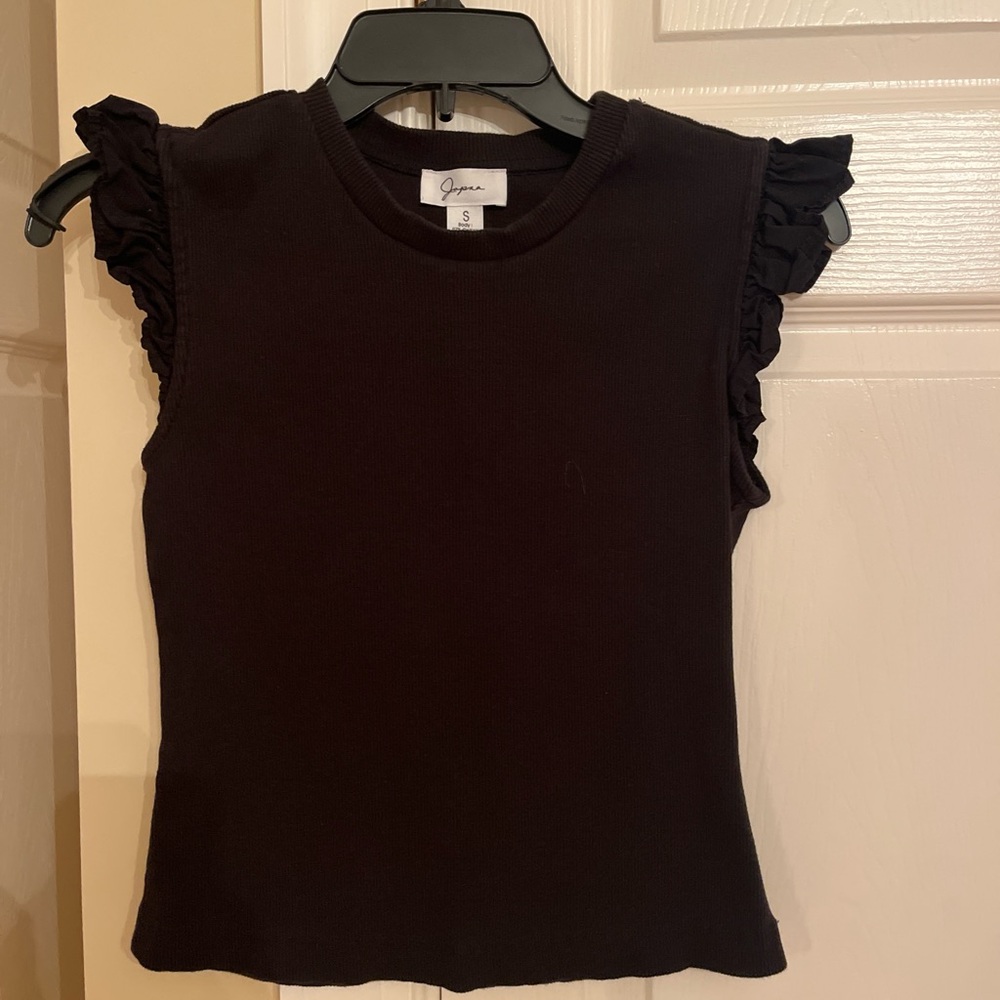 Black Ruffled Sleeve Top